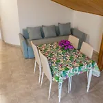 Casa Genisi Konukevi