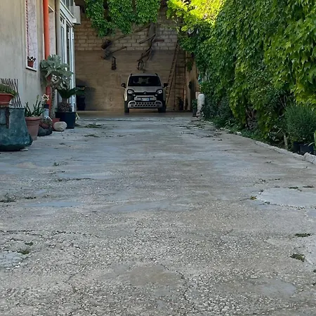 Casa de hóspedes Casa Genisi 4*